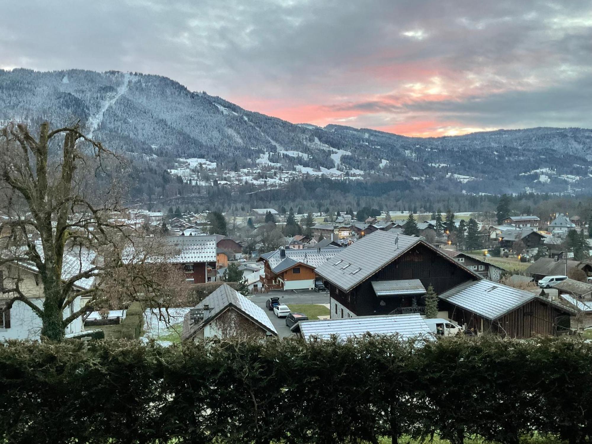 Plein Soleil Modern 3 Bedroom Apartment With Stunning Mountain Views Samoëns Eksteriør bilde